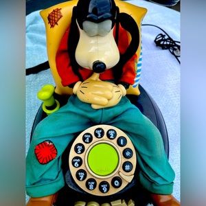 Disney's vintage, Goofy Animated talking Phone